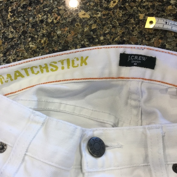 J. Crew- Matchstick White Cropped Jeans. Size 26 - Picture 3 of 5